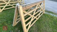 8' 10'' WOODEN FIELD GATE - 3