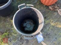 2 x 35L PLANTING TUBS
