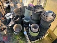 LARGE QTY OF MIXED PLANT POTS - 11