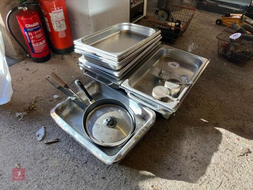 KITCHEN TRAYS ETC (205)