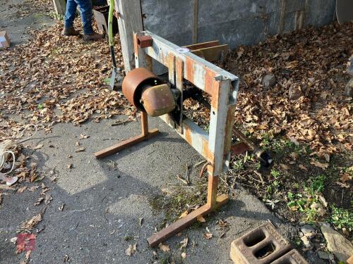 3PNT LINKAGE BELT PULLEY (66)
