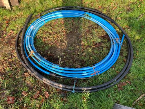 LENGTHS OF ALKATHENE PIPE (30)