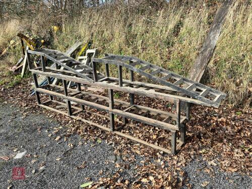 WORKSHOP RAMPS & STAND (36)
