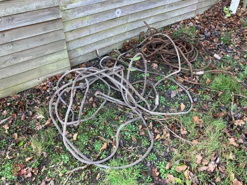 3 WIRE ROPES (80)