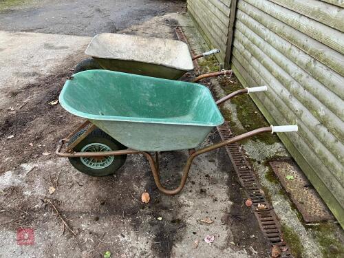 GREEN WHEELBARROW (141)