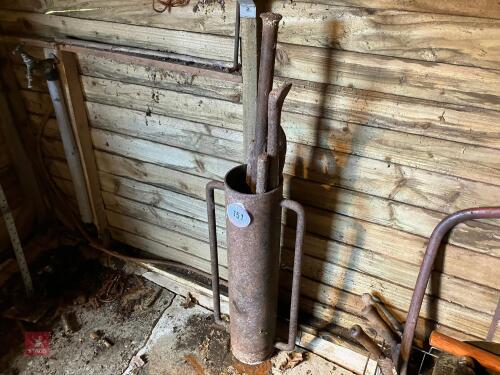 POST BANGER & IRON BARS (151)