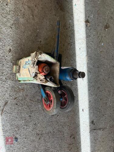 2 BOTTLE JACKS (217)
