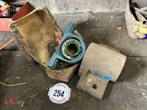 BEARINGS AND MOUNTING BLOCK (254)