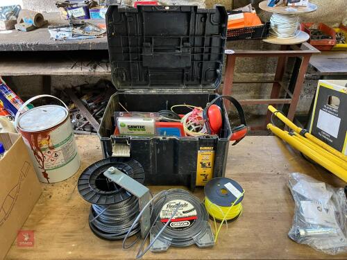 DEWALT BOX OF STRIMMER ACCESSSORIES(286)