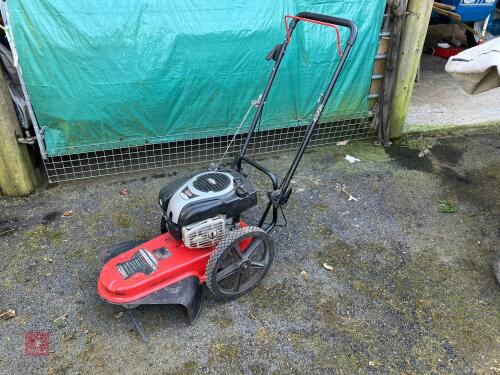 COBRA WHEELED PEDESTRIAN STRIMMER