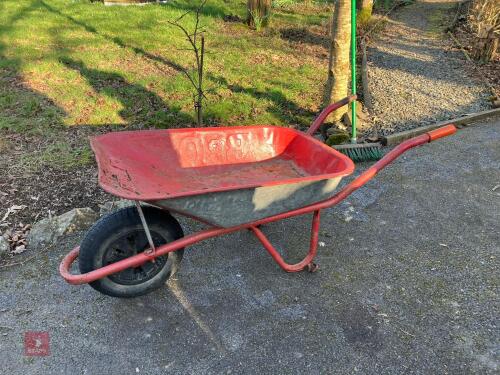 B X Q WHEELBARROW