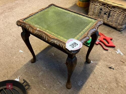 SMALL WOODEN TABLE (368)