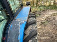 1994 FORD 8240 4WD TRACTOR - 24