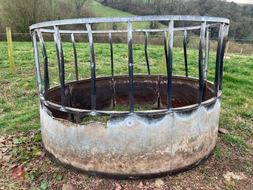 CATTLE RING FEEDER (12)