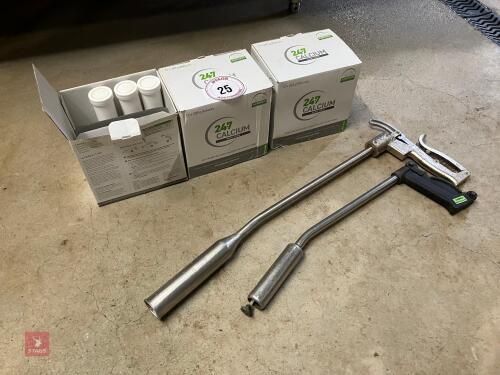 27 CALCIUM BOLUSES & GUNS (25)
