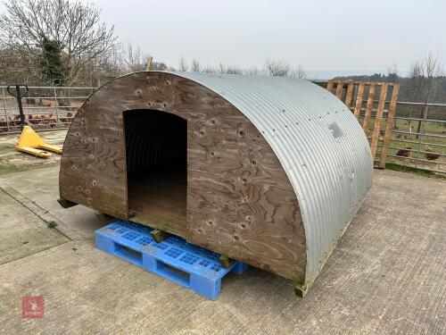 2.4M X 2.5M GALVANISED PIG ARC