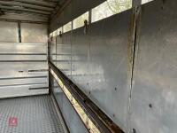2004 VOLVO 380 26T LIVESTOCK LORRY - 24