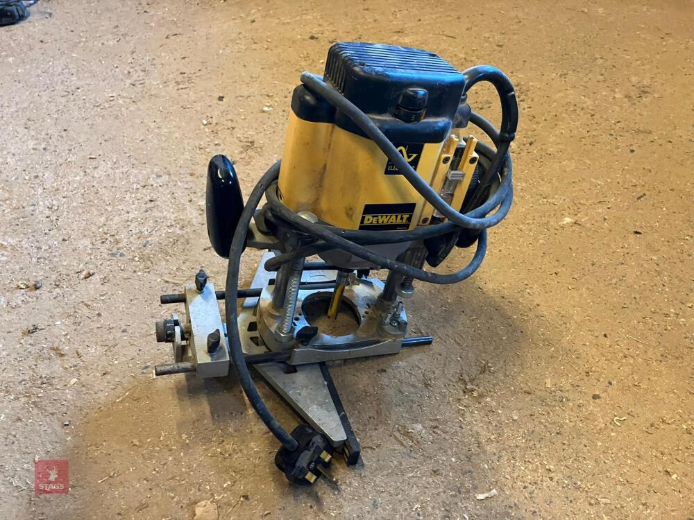 DEWALT DW625E-LX 240V ROUTER