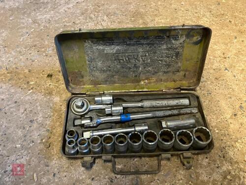 HILKA SOCKET SET