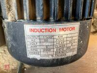 2002 AXMINSTER BIG BOY 80 BELT SANDER - 9