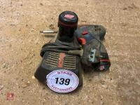 BOSCH GSR 10.8V SCREW DRIVER - 6