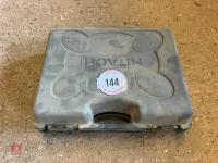 HITACHI BSL1815 18V DRILL - 7