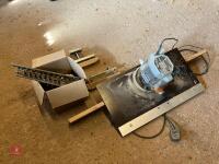ELU M0F131 240V ROUTER/MOULDER - 9
