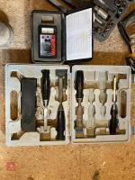 CHISELS/SAW/MOISTURE METER & SOCKET SET - 9