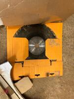 QTY OF MIXED SIZE CIRCULAR SAW BLADES - 6