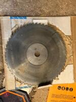 QTY OF MIXED SIZE CIRCULAR SAW BLADES - 5