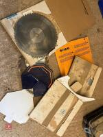 QTY OF MIXED SIZE CIRCULAR SAW BLADES - 4