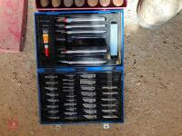 SMALL CHISEL SET & CRAFT KNIFE SET - 3