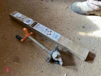 2 X CLAMPS - 2