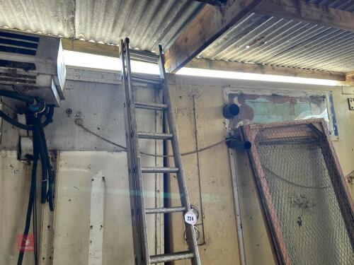 ALUMINIUM EXTENDING LADDER