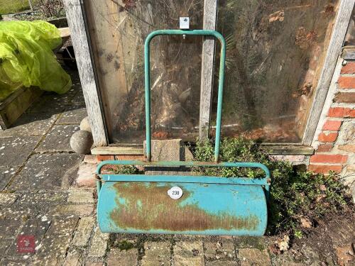 WATER FILLED METAL GARDEN ROLLER