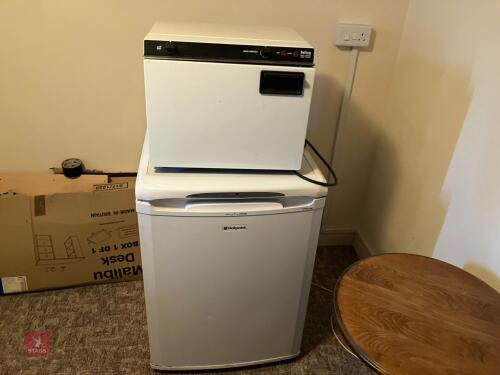 HOTPOINT FRIDGE & BELLING OVEN