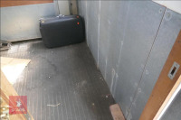 2011 FORD CARGO 813 7.5T HORSE LORRY - 22
