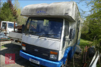 2011 FORD CARGO 813 7.5T HORSE LORRY - 72