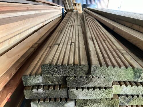 10 X 3M X 5'' X 1'' DECKING