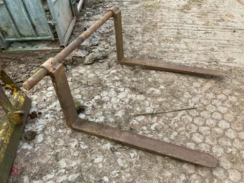 SET OF JCB PALLET FORKS