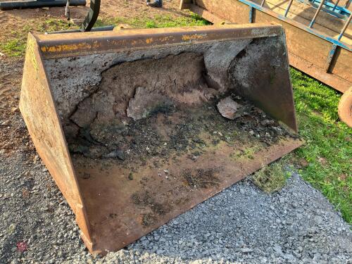 JCB 7' 7'' LOADER BUCKET