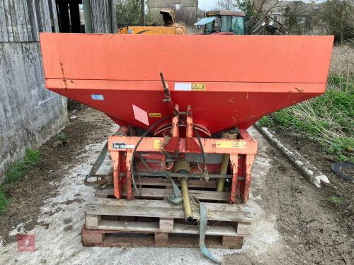 2001 KUHN M620 FERTILISER SPREADER