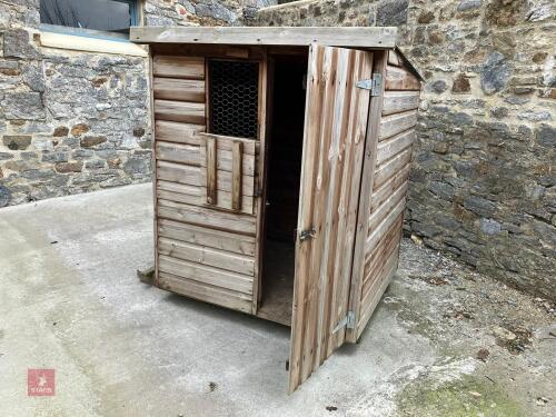 1.2M X 1.1M POULTRY HOUSE
