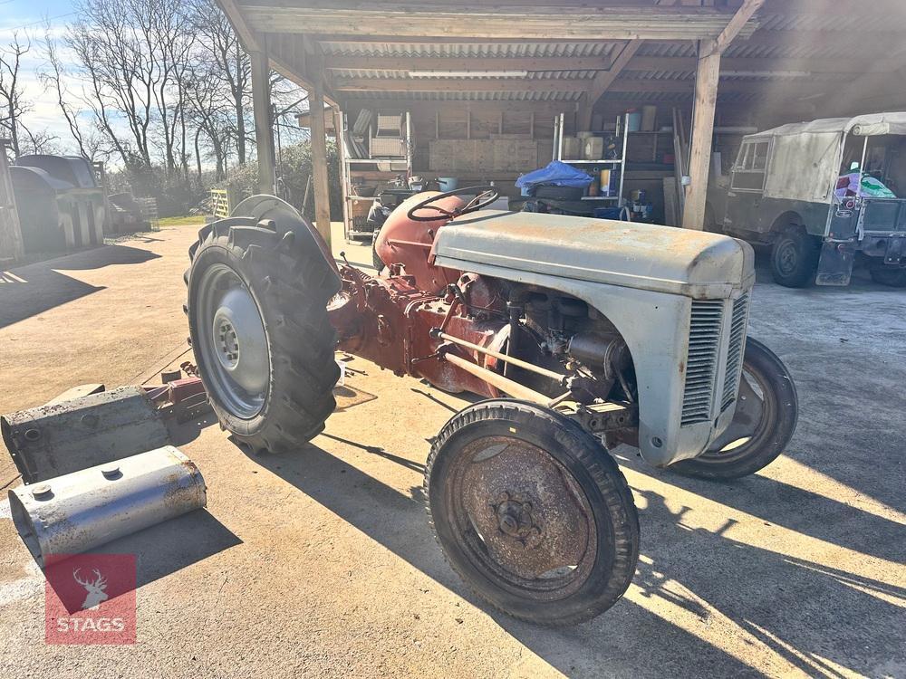 FERGUSON T20 PETROL 2WD TRACTOR