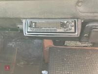 1983 LAND ROVER DEFENDER 110 (16) - 39