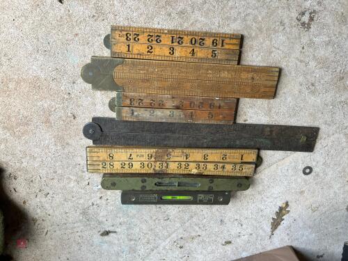 5 VINTAGE ENGINEERS RULERS & 2 LEVELS