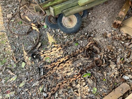 4 HD TOW/LIFTING CHAINS & 2 WIRE ROPES