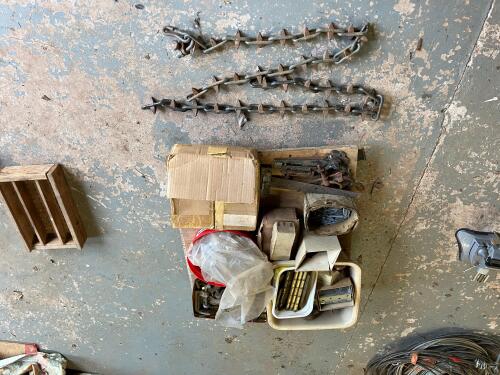 LRG QTY OF METAL FIXTURES/FITTINGS
