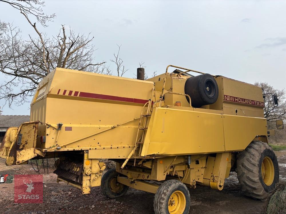 NEW HOLLAND TX34 COMBINE