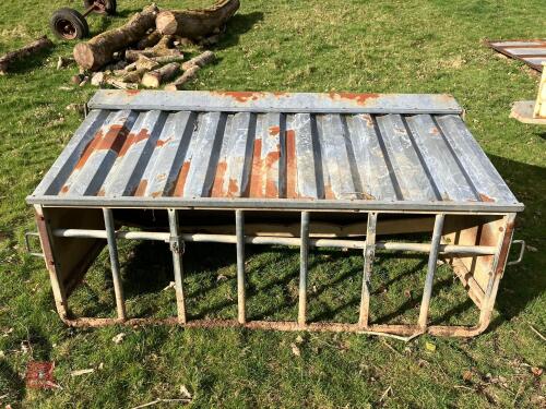 6' X 5' SHEEP CREEP FEEDER